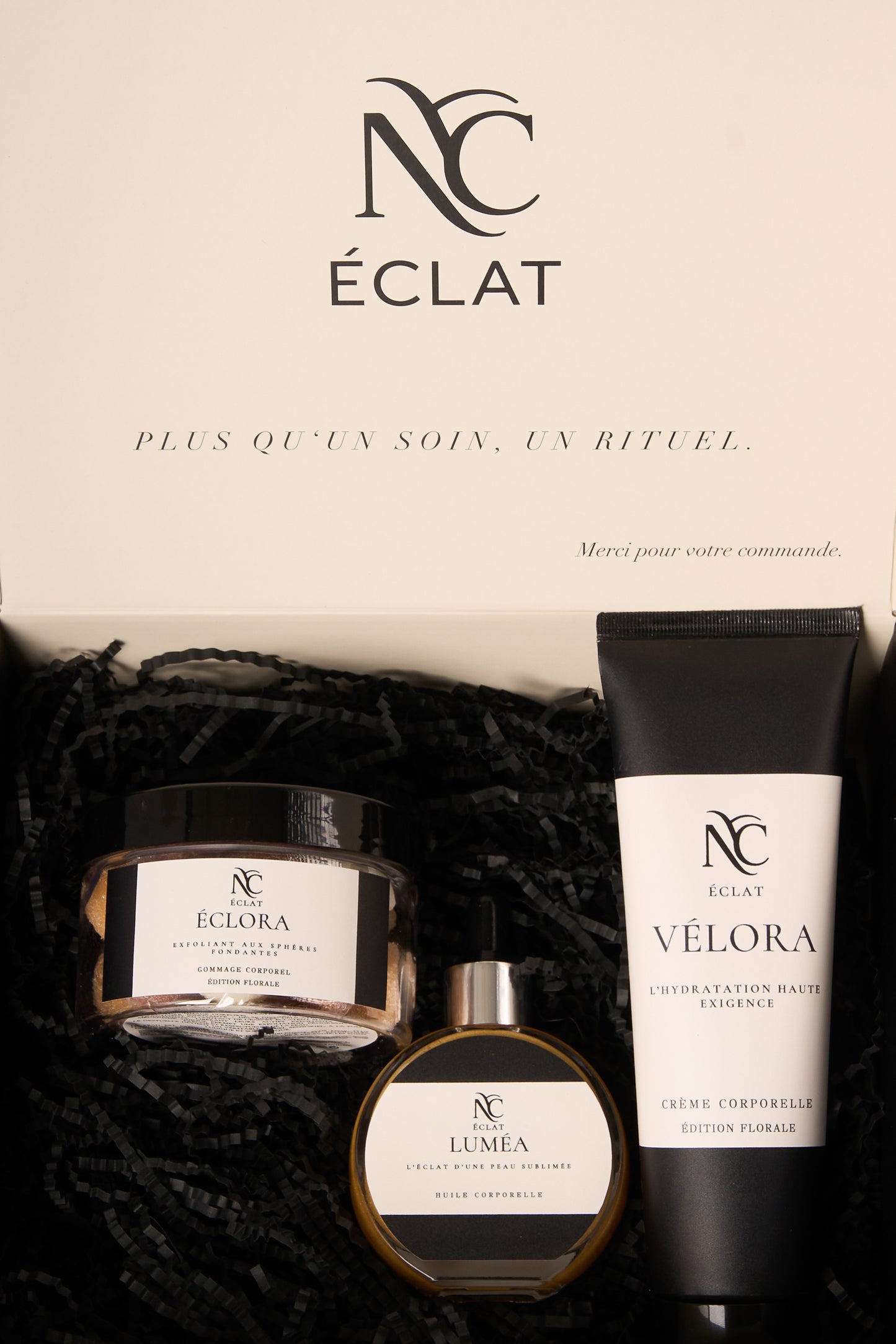 L'ESSENCE COMPLÉTE